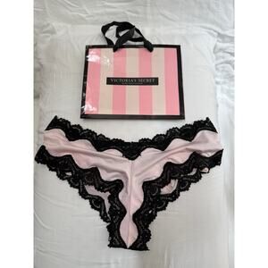 NWT Victoria’s Secret Vintage Lace Cheeky Panty with Black Lace Size S 2016